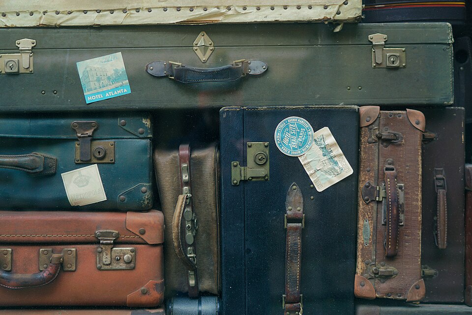 Malas de viagem empilhadas